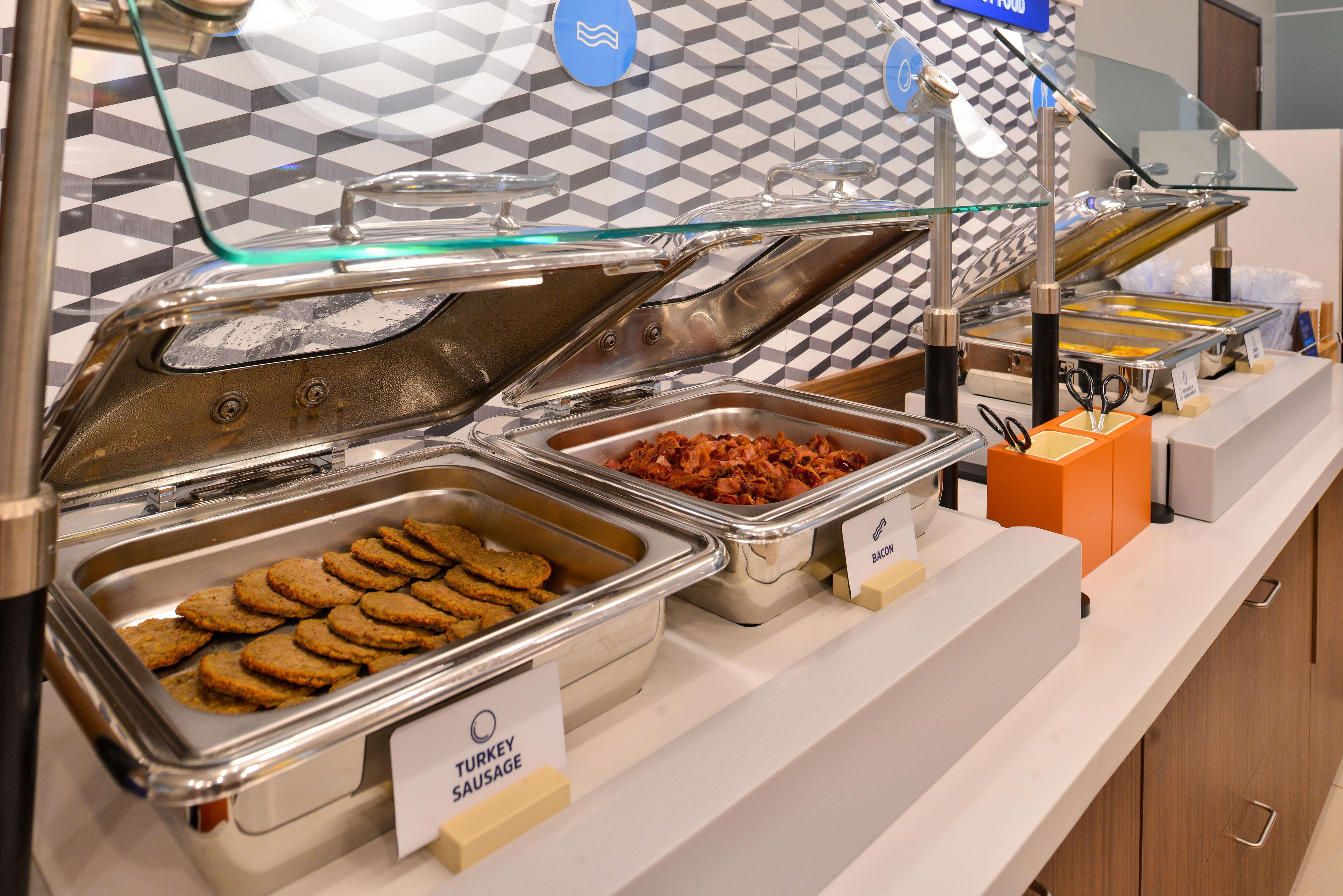 Holiday Inn Express & Suites Brady By Ihg Eksteriør bilde