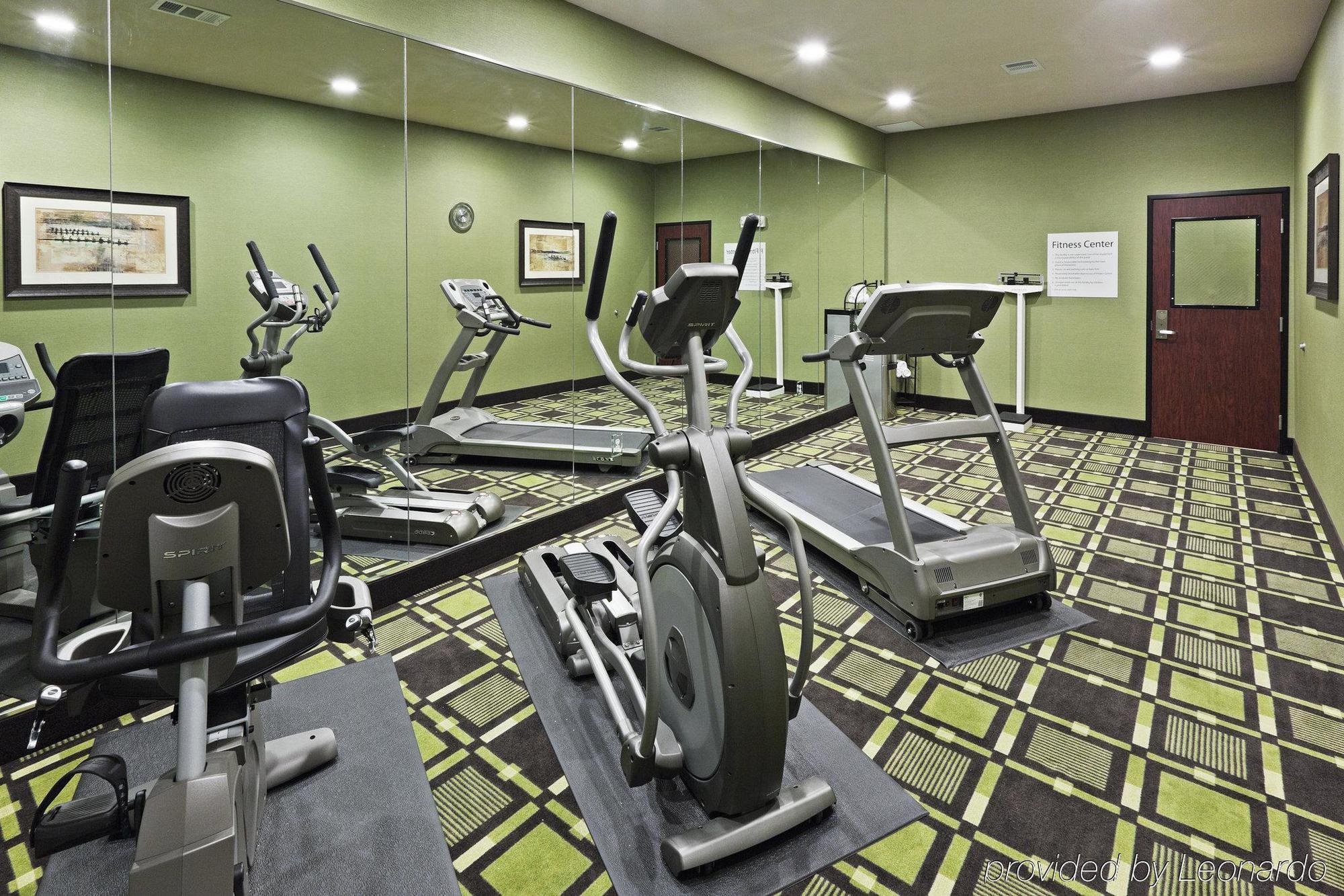 Holiday Inn Express & Suites Brady By Ihg Fasiliteter bilde