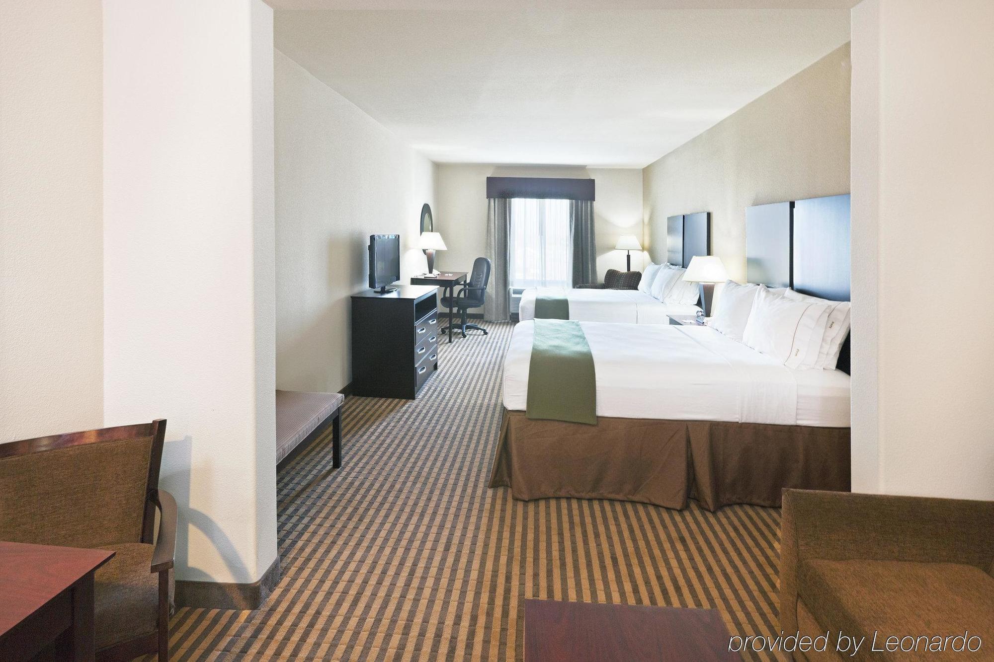 Holiday Inn Express & Suites Brady By Ihg Rom bilde